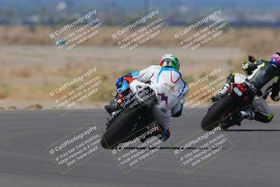 media/Sep-11-2022-SoCal Trackdays (Sun) [[81b7e951af]]/Turn 5 (1110am)/